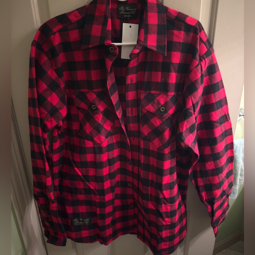 NWT New Vermont Flannel Company Classic Flannel Button Down